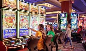 Antarmuka dashboard indra togel yang menampilkan permainan kasino, slot, dan pasar olahraga